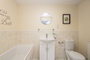 Photo 19- click for photo gallery